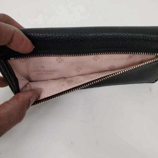 Kate Spade New York Polly Pebble Stone Black Leather Bifold Continental Wallet image number 4