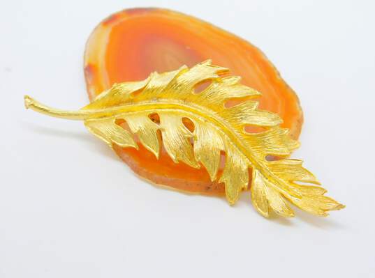 Vintage Coro Gold Tone Leaf Feather Brooch 14.5g image number 2