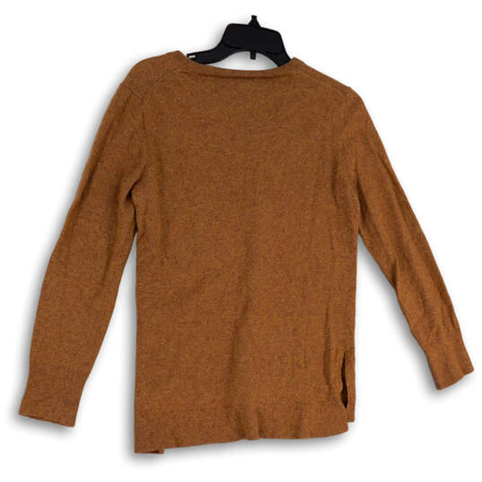 Mens Brown Long Sleeve V-Neck Regular Fit Pullover Sweater Size Medium image number 2