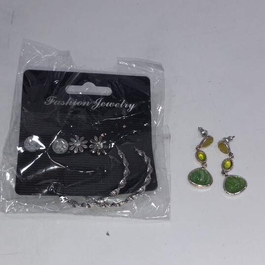 Bundle of Assorted Green Costume Jewelry image number 2