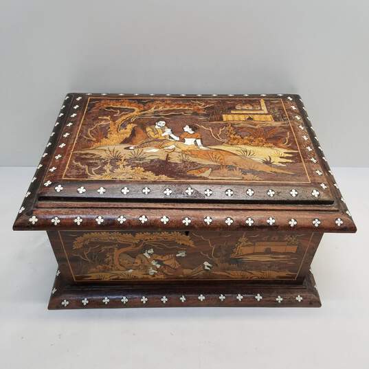 Marquetry inlay  Wood Box Indian Motif  Vintage Decorative Box image number 1