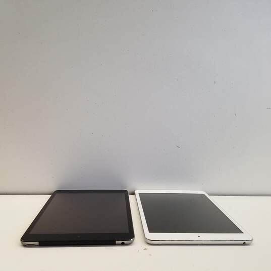 Apple iPad Minis (A1432 & A1490) For Parts Only image number 5