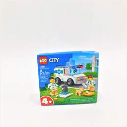 LEGO #60382 City Vet Van Rescue SEALED W/ Clear Storage Container alternative image