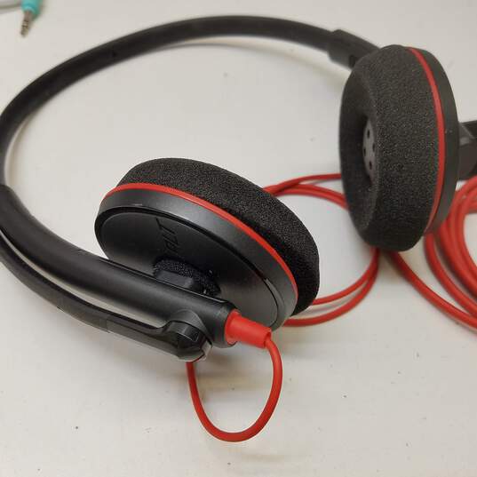 Bundle of 3 Assorted Headphones image number 9
