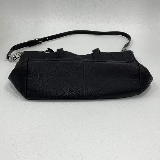 Womens Black Leather Detachable Strap Inner Pockets Charm Shoulder Bag Purse image number 3