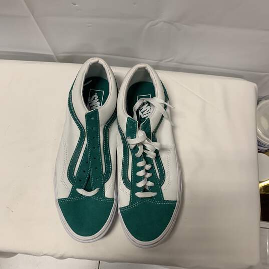 Men's Green And White Vans Size: 10 image number 2