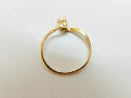 10K Yellow Gold Pearl Solitaire Ring 1.2g alternative image