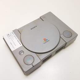 Sony Playstation SCPH-7501 console - gray >>FOR PARTS OR REPAIR<<