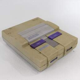 Nintendo SNES Console + Controller Bundle alternative image