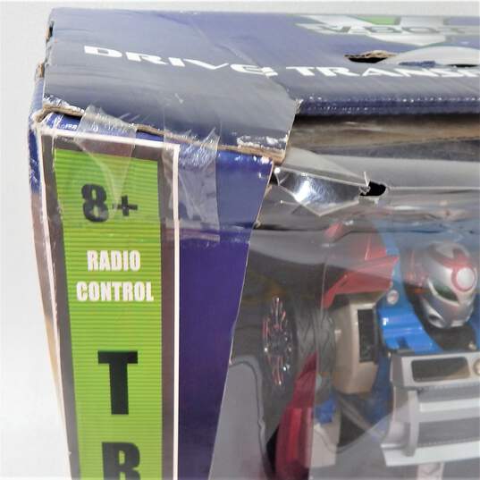 Sealed Johnny Lightning V-Bot RC Transform Robot Car image number 8