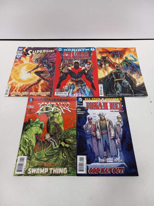 Bundle of 13 Assorted DC Comics image number 4