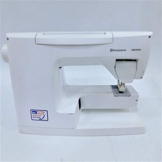 Husqvarna Viking Platinum 950E Sewing Embroidery Machine w/ Pedal No Power Cord image number 3