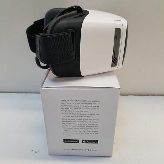 Zeiss VR One Plus Virtual Reality Smartphone Headset image number 4