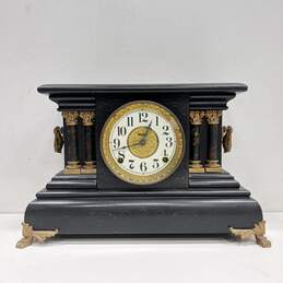 Vintage Mantle Clock alternative image