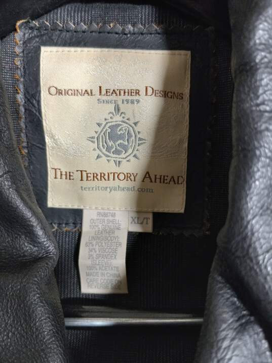 Men’s Original Leather Designs Leather Trench Coat Sz XL image number 3