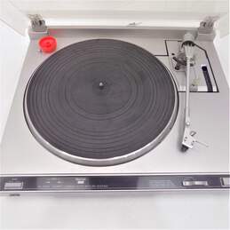 VNTG JVC Model QL-A200 Direct Drive Turntable w/ Attached Cables alternative image