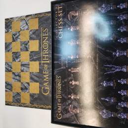 Game of Thrones Collector's Chess Set by USAopoly alternative image