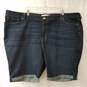 Mid Rise 9 Inch Bermuda Shorts 28-W39 Levi's image number 1