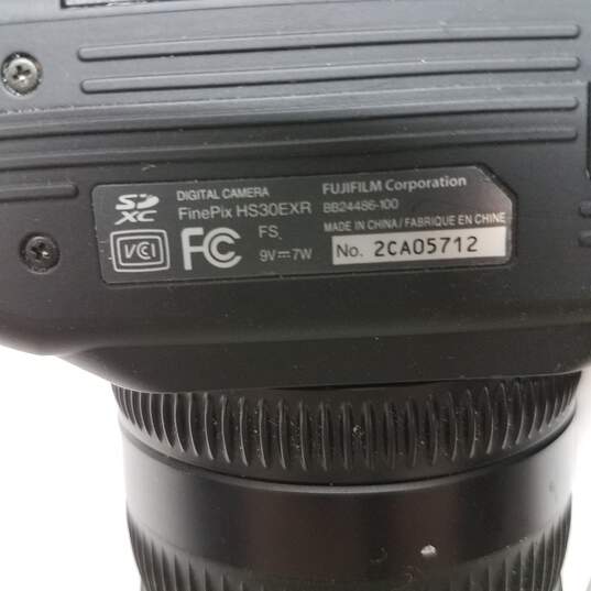 Fuji FinePix HS30EXR D-SLR style Bridge Camera 24-720mm 30x Zoom Lens image number 8