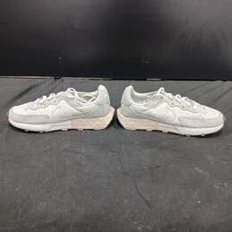 Nike React Women's White Sneakers Size 8 alternative image