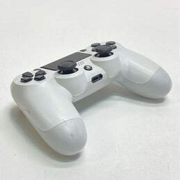Sony Playstation 4 controller- Glacier White alternative image