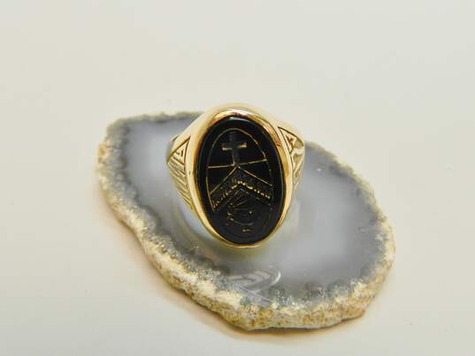 Vintage 10K Yellow Gold Onyx 1973 Randolph College Signet Class Ring 7.0g image number 1