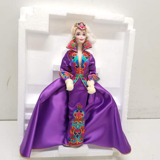 Royal Splendor Barbie, The Presidential Porcelain Barbie Collection, 1993 Mattel IOB image number 2