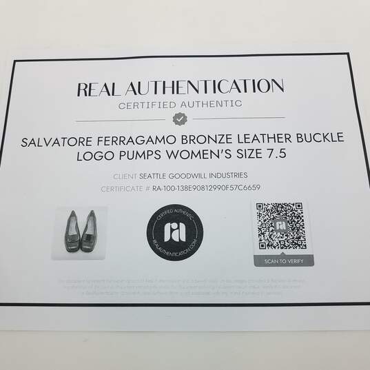 AUTHENTICATED Salvatore Ferragamo Bronze Leather Buckle Logo Pumps Wms Size 7.5 image number 7
