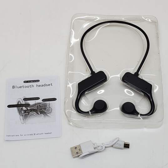 Open Ear Wireless Cloud Conduction Headphones Black image number 2