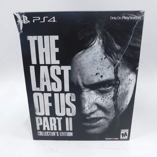 Sony PS4 The Last of Us Part II Ellie Official Collectors Edition Statue in IOB image number 4