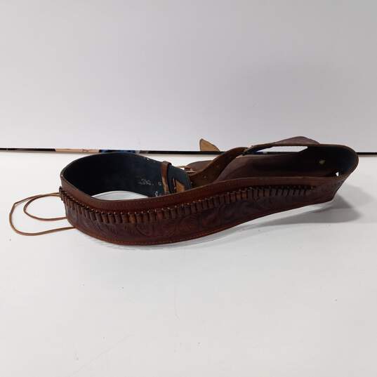Brown Leather 40' Firearm Holster image number 2
