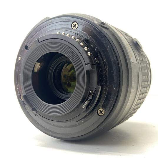 Nikon DX VR AF-S Nikkor 18-55mm 3.5-5.6G II Camera Lens image number 5