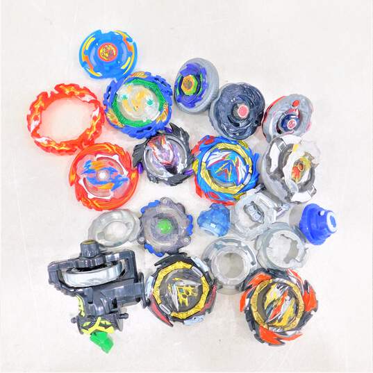 Hasbro Beyblade Toy Lot Launchers Cords image number 3