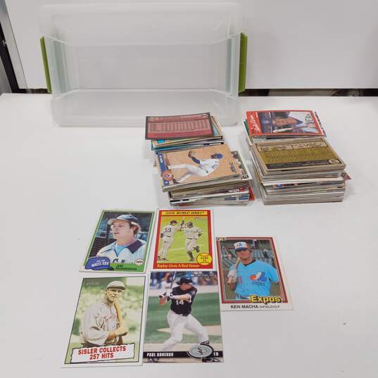 2 Pound Bundle Of Assorted Sports Trading Cards image number 3
