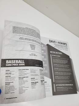 VTG. Beckett 43rd Edition Baseball Card Guide Book 2021 alternative image