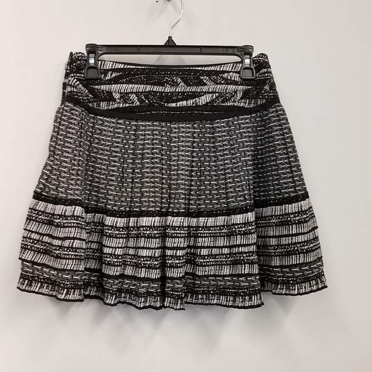 NWT Womens Black Ivory Elastic Waist Pull On Short Pleated Skirt Size 2 image number 1