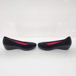 Crocs Black Slip-On Women's Heeled Shoes alternative image