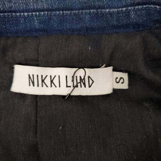 Niki Lund WM's Wash Stretch Button Blue Denim & Gold Button Jean Jacket Size S image number 3