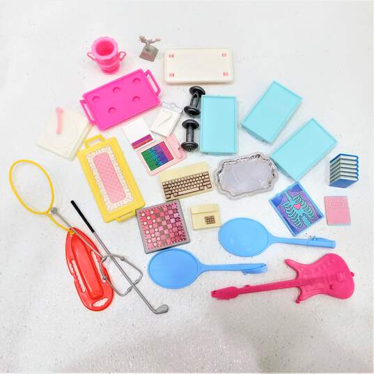 Assorted Barbie Doll Food Accessories Pets Dogs Furniture image number 4
