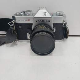 Yashica TL Electro X 35mm Film Camera w/ Bag & Accessories alternative image