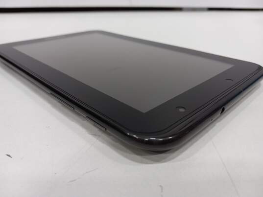 Samsung Tablet In Blue Case image number 4