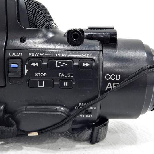 Sony CCD-FX330 8mm Handycam Video 8 Camcorder Camera Untested image number 6