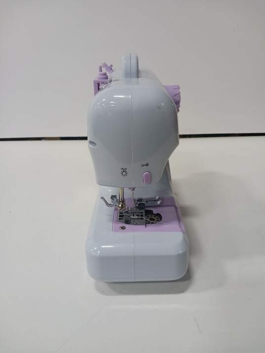 Kylinton Light Blue/Gray And Purple Mini/Portable Sewing Machine image number 3