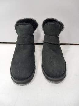 Ugg Women's Black McKay Faux Fur Lined Ankle Boots Size 9