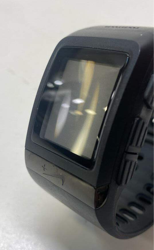 Nike Fuel Band and Tom Tom Watch image number 3