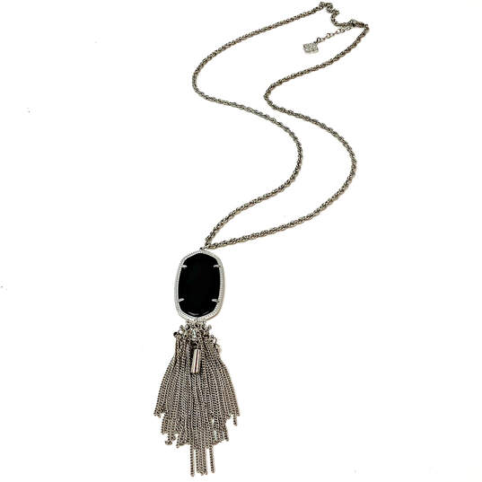 Designer Kendra Scott Silver-Tone Rayne Tassel Oval Shape Pendant Necklace image number 3