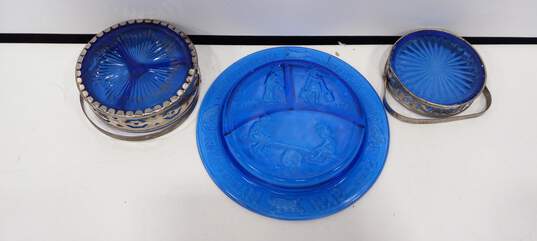 Bundle of 3 Assorted Blue Glass Plates image number 4