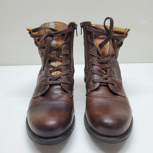 Taos Women's Captain Boot Brown Leather Size 10-10.5 image number 1