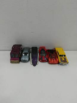 Lot of Assorted Diecast Cars alternative image