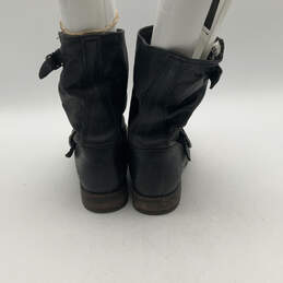 Womens Veronica Black Leather Round Toe Pull On Buckled Biker Boots Size 8 alternative image